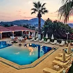 Hotell Olympos - Adults Only 3*